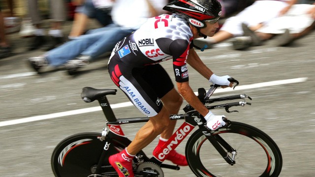 爱游戏在线登录-CBA联盟加强裁判评估机制确保公正，cba裁判制度